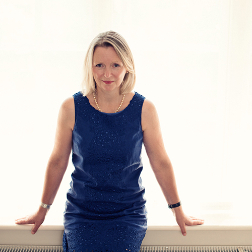 Libby is a therapist in Advanced Psychotherapy Training Libby is a therapist in Advanced Psychotherapy Training
